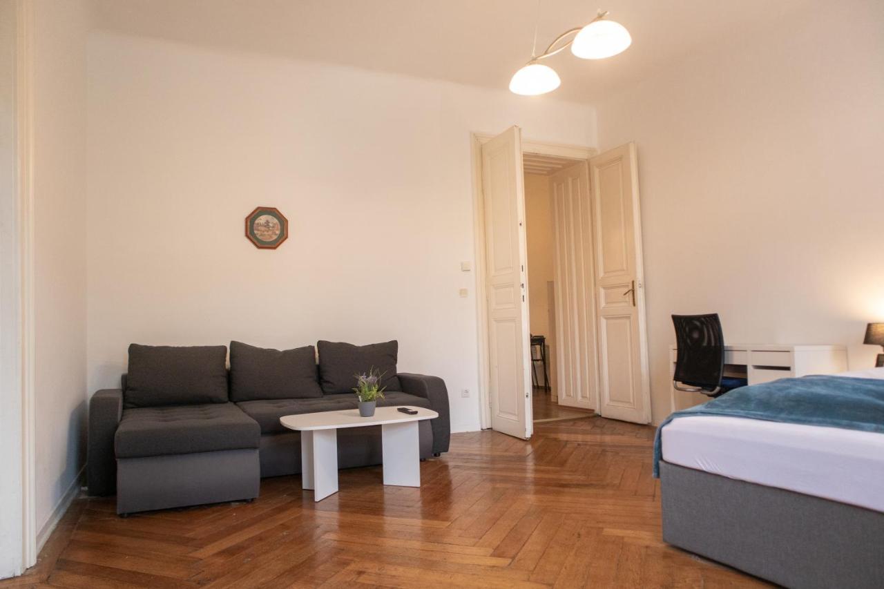 Roomy 2Br Apt. Near Akh -Perfect For Longstays Wien Exteriör bild