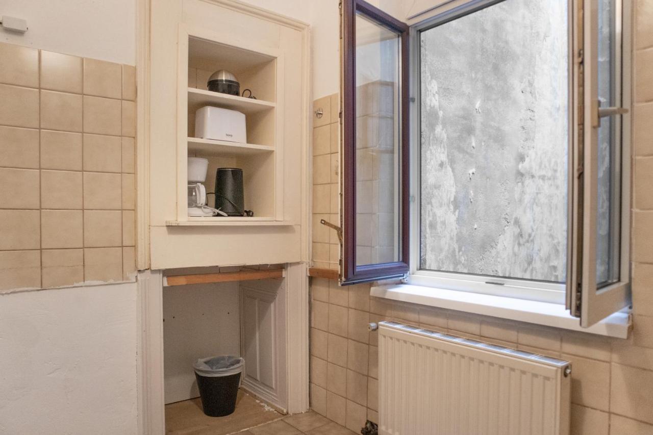 Roomy 2Br Apt. Near Akh -Perfect For Longstays Wien Exteriör bild